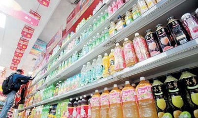 ?？诔袊?yán)守食品安全關(guān)，六種問題飲料未現(xiàn)市場(chǎng)